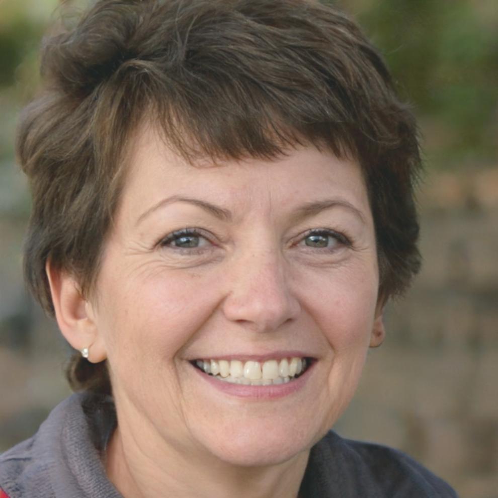 Fiona Gallagher, Senior Data Interpretation Coach